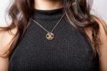 ⁦שרשרת אות תלת מימד בתוך עיגול⁩ – תמונה ⁦4⁩